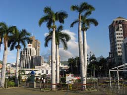 054_Port-Louis_Allee